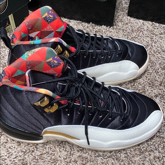 Retro - Picture 4 of 7